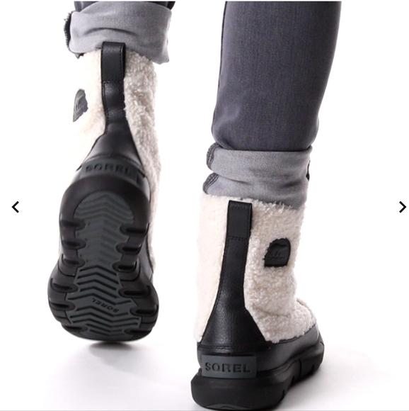 Sorel Boots - Picture 15 of 17